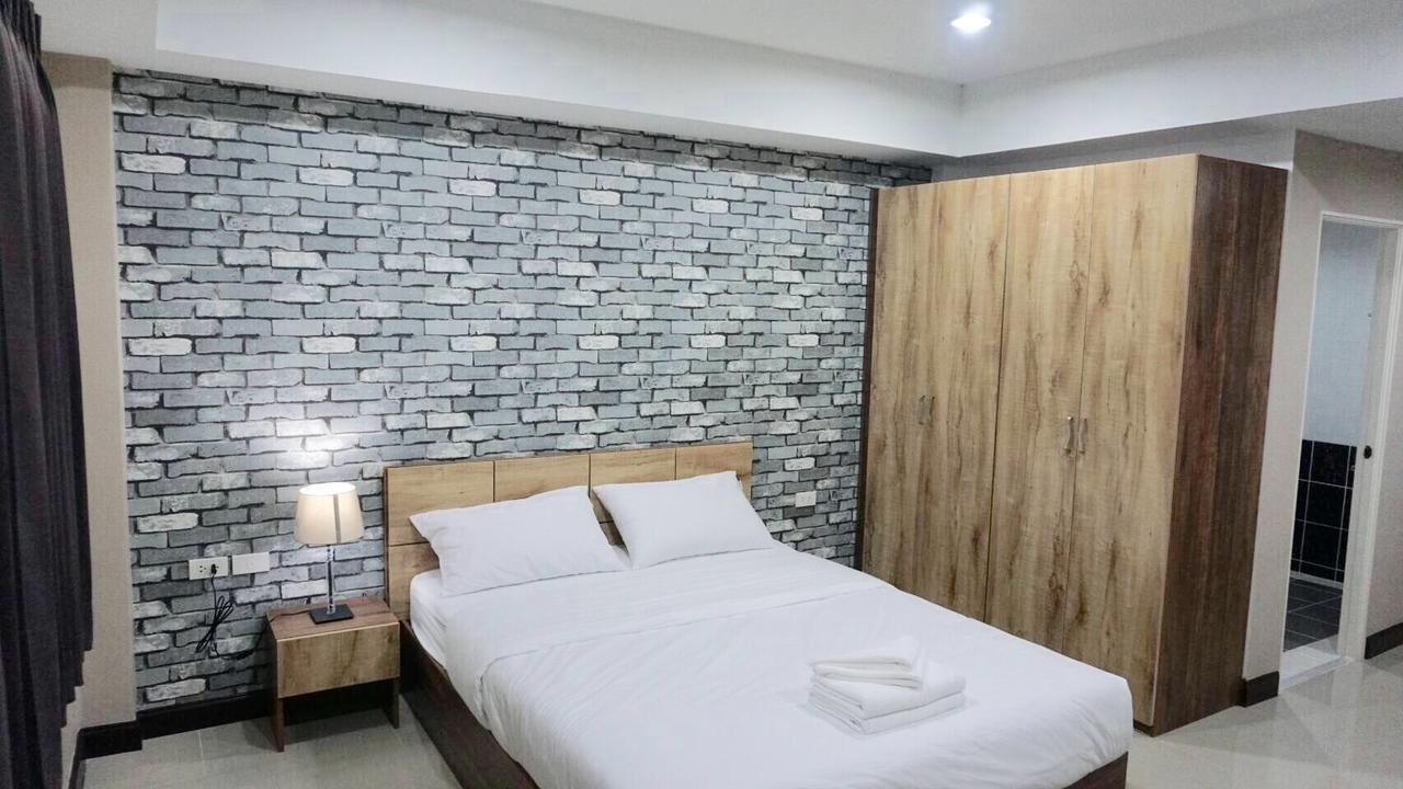 Room58 Bangkok Exteriör bild