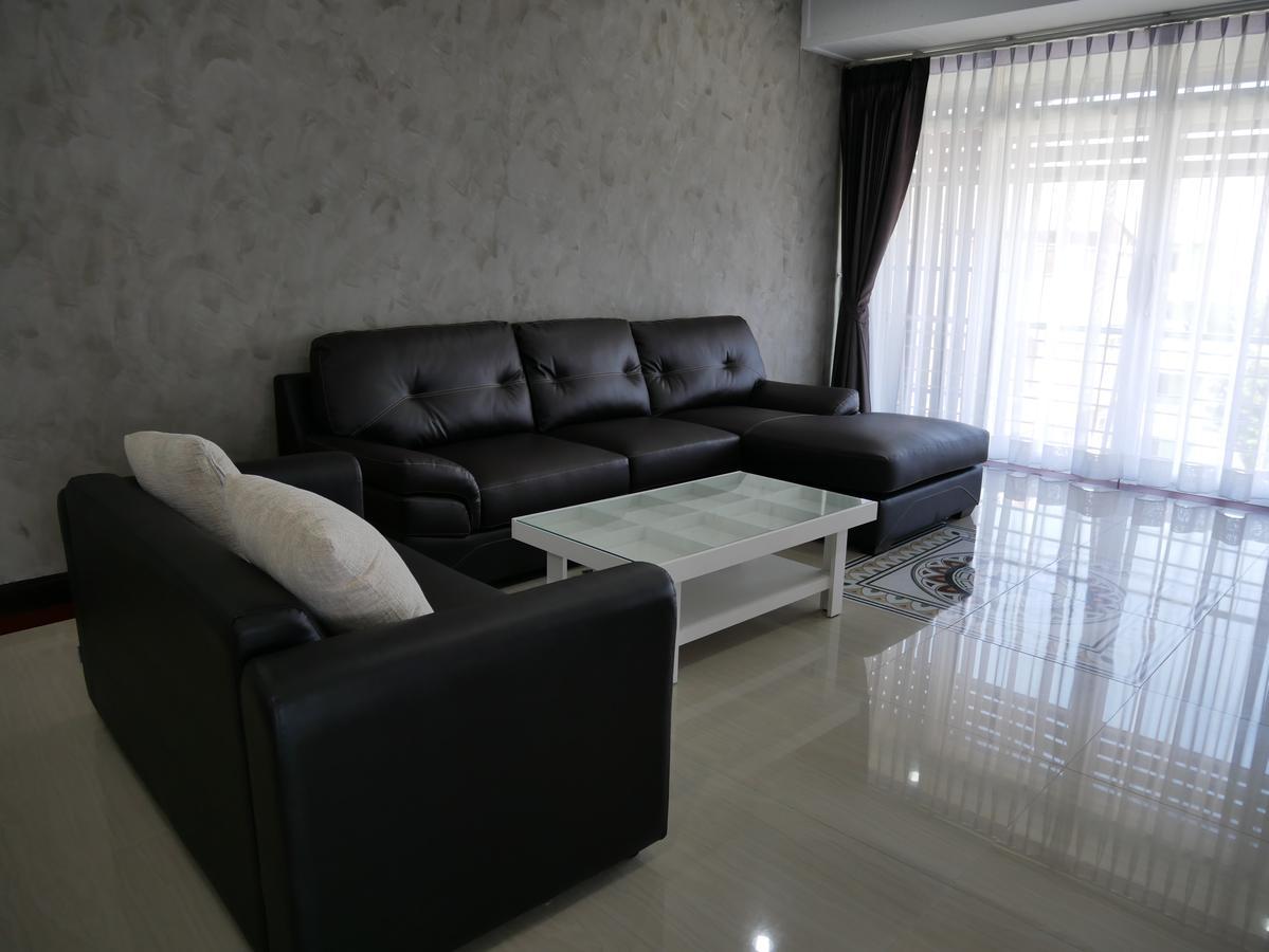 Room58 Bangkok Exteriör bild